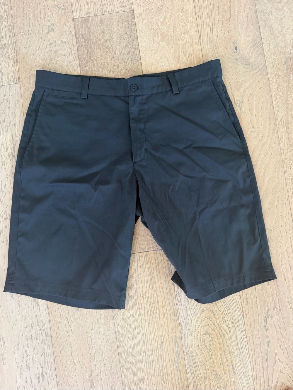 Nike Golf Men Black Standard Fit Dri-FIT Flat Front Shorts Size 34